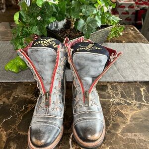 Freebird-Liverpool Size-8 New $200